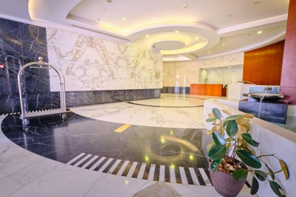 Lovely 1-Bedroom Apartment In The Heart Of Dubai Marina Esterno foto