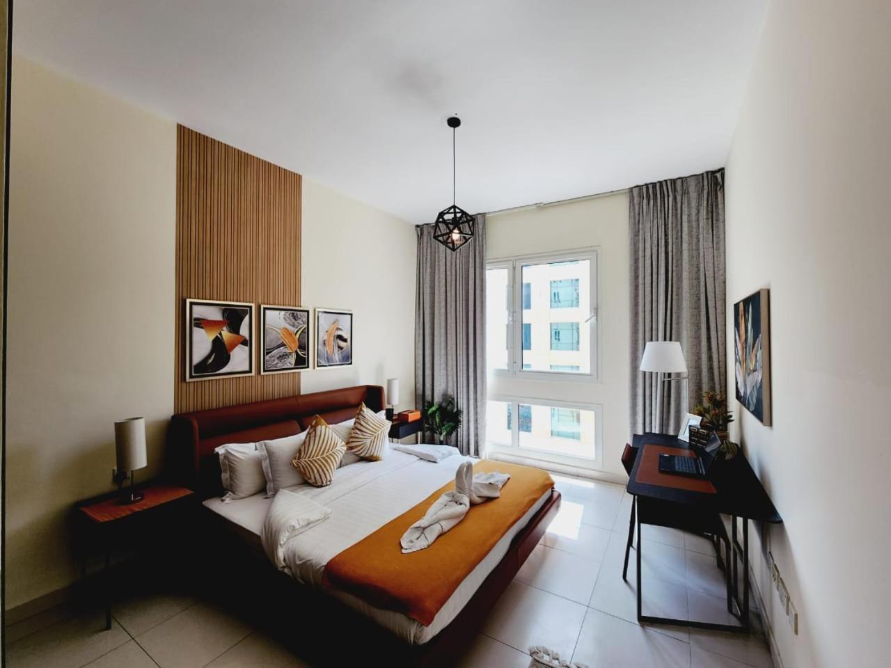 Lovely 1-Bedroom Apartment In The Heart Of Dubai Marina Esterno foto