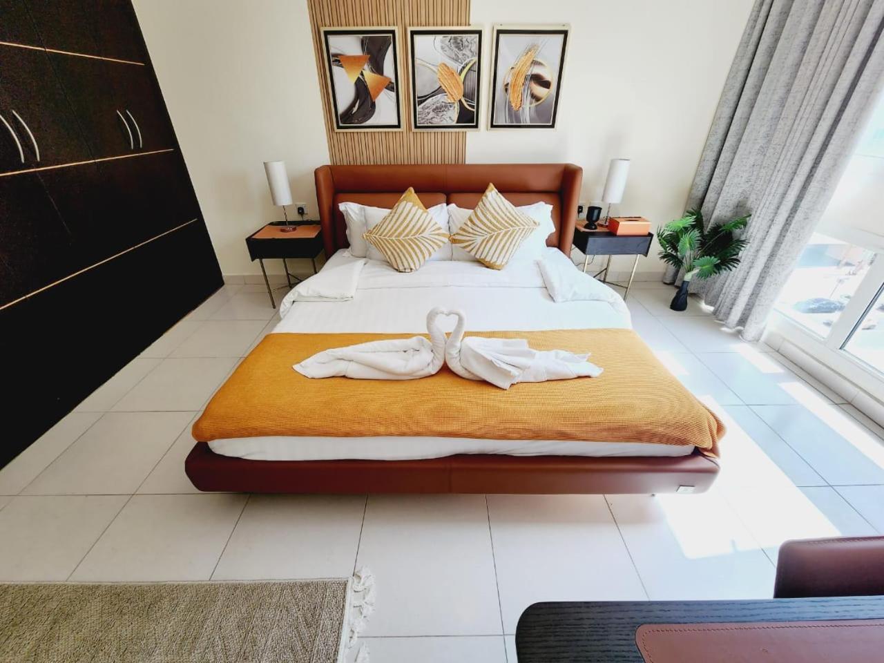 Lovely 1-Bedroom Apartment In The Heart Of Dubai Marina Esterno foto